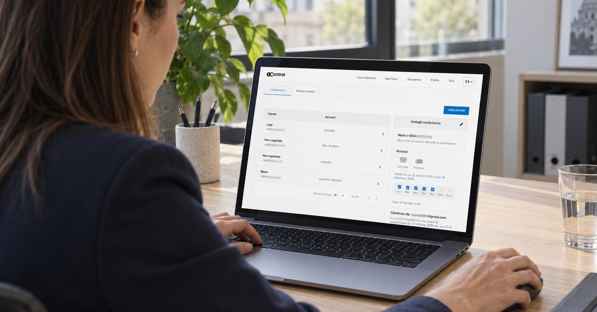 Responsable qui gère depuis l'espace web 1Control les droits et l'historique des accès de plusieurs sites
