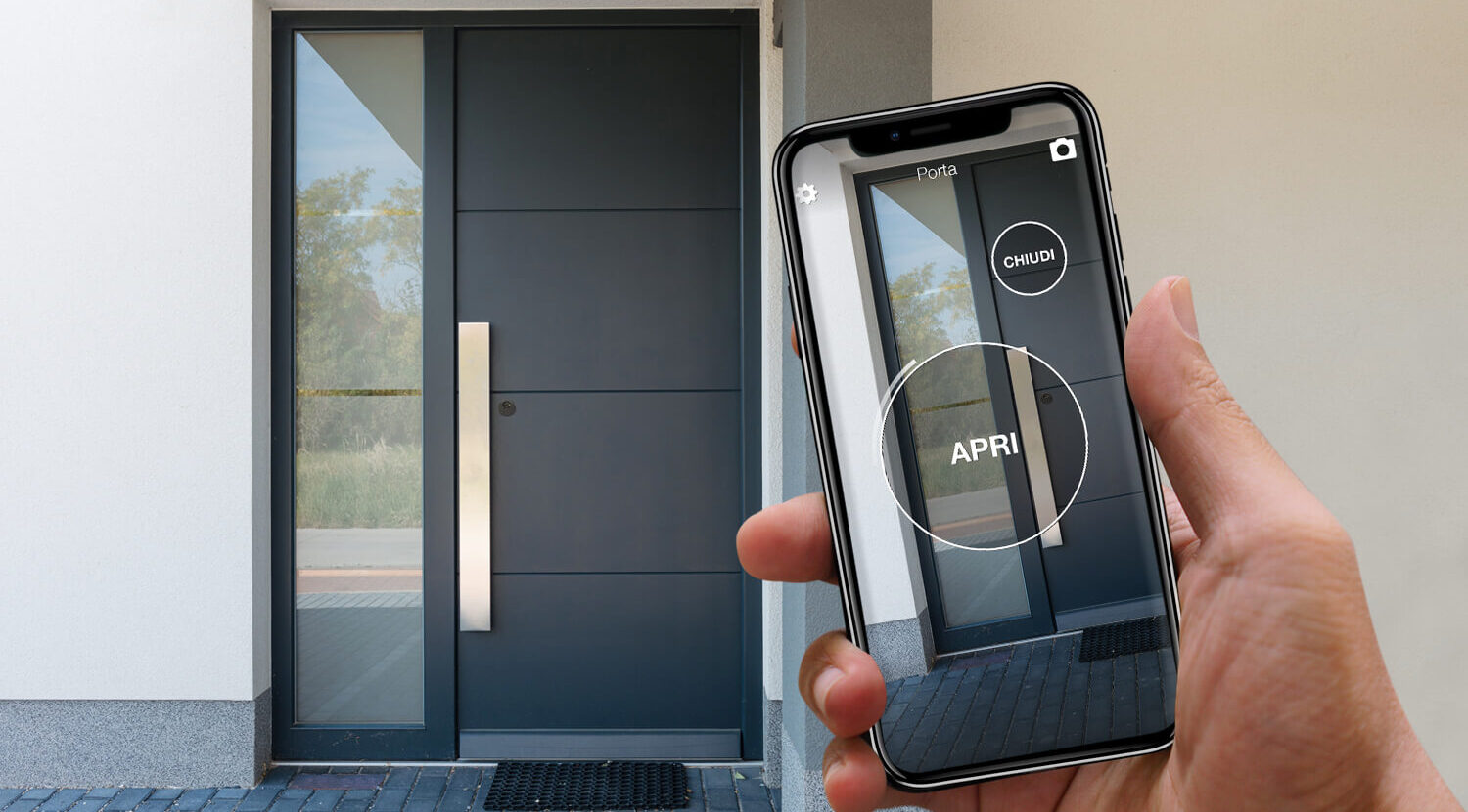 Serratura smart 1Control DORY sulla porta di un appartamento per Airbnb e B&B