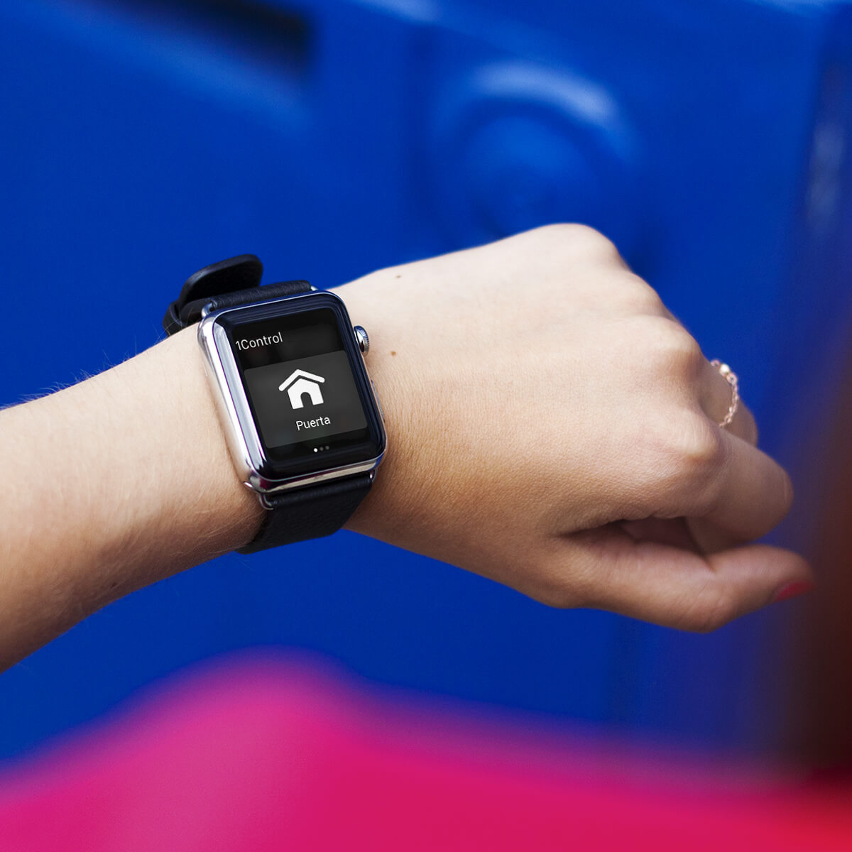 1Control - abre la puerta con el smartwatch